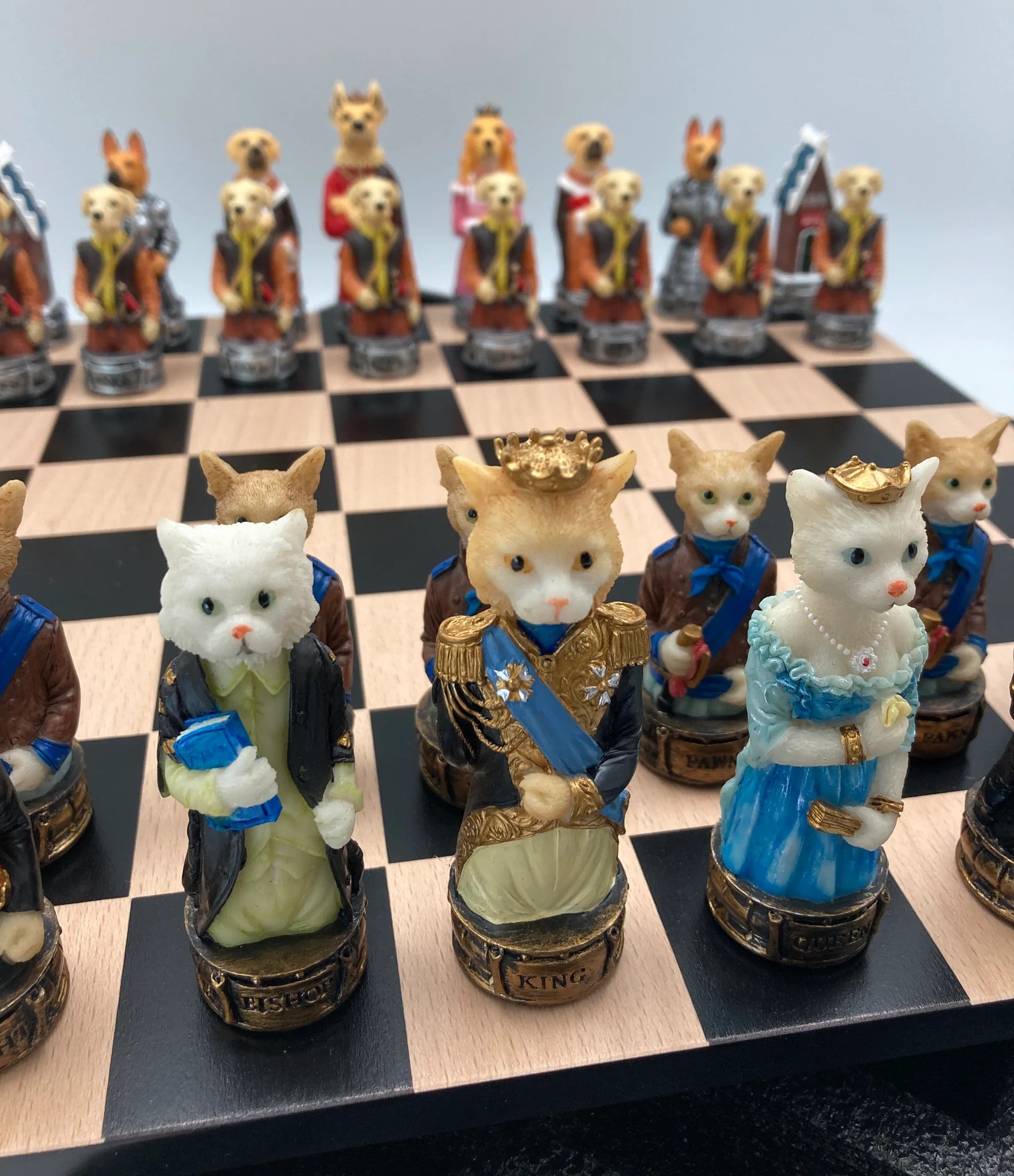 Cats & Dogs Chessmen on Black/Maple Chest Chess Set