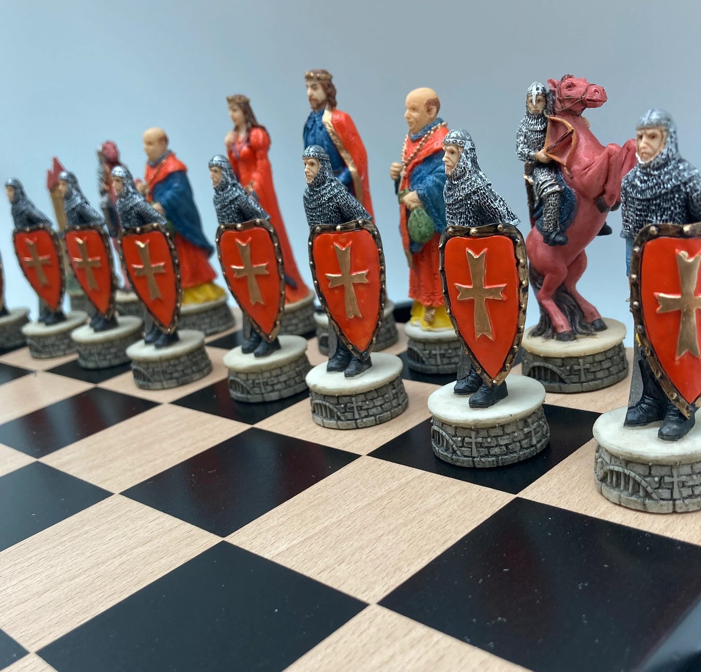 Robin Hood Chessmen on Black/Maple Chest Chess Set