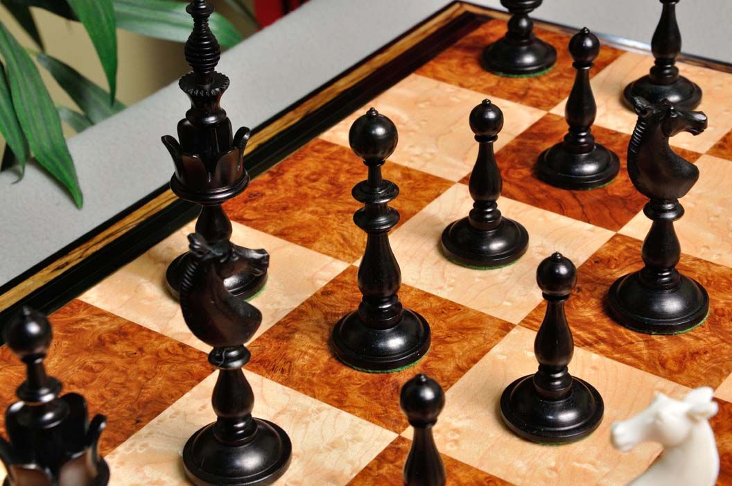 Selenus Luxury Bone Chess Pieces black