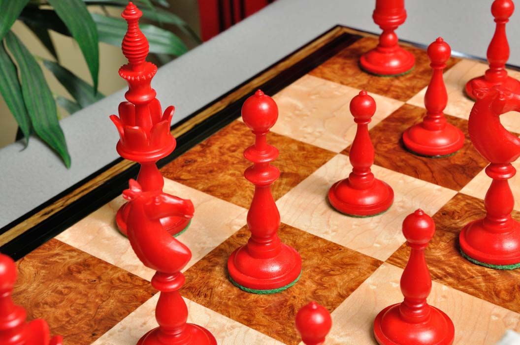 Selenus Luxury Bone Chess Pieces red