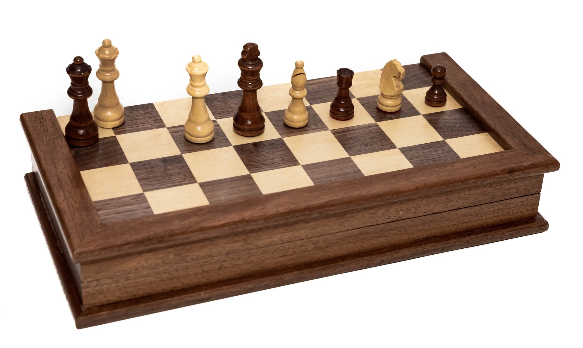 17.5 inch Deluxe Combo Folding Chess Set with Two Extra Queens closed