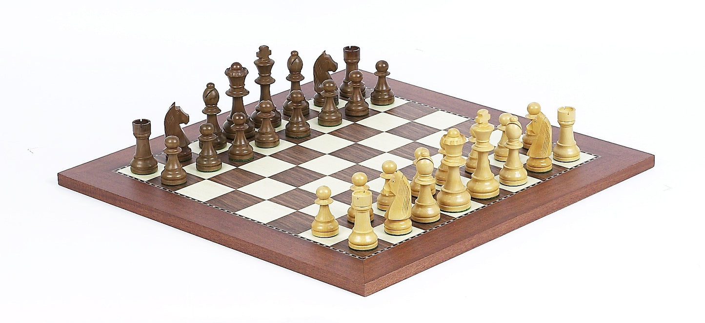 Staunton Design Wood Chessmen & 18 inch Champion Board Chess Set